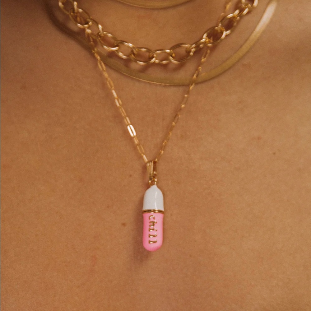 Take A Chill Pill JAY NICOLE DESIGNS - Picture 3 of 9